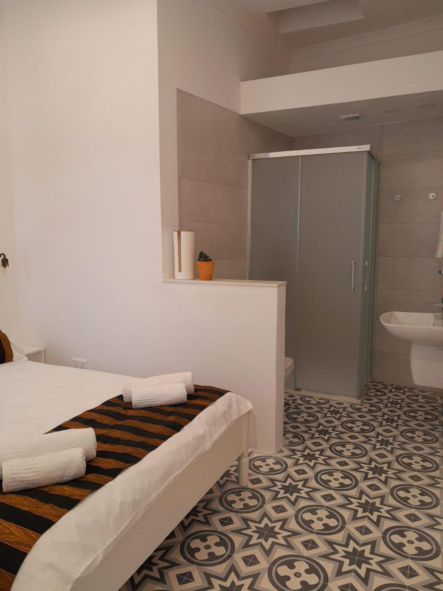 Charming Town House In Cospicua, Valperga Rooms Eksteriør billede