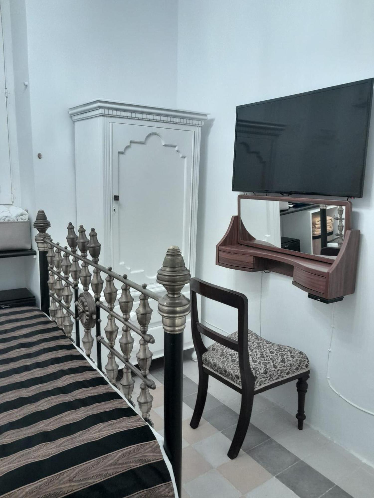 Charming Town House In Cospicua, Valperga Rooms Eksteriør billede