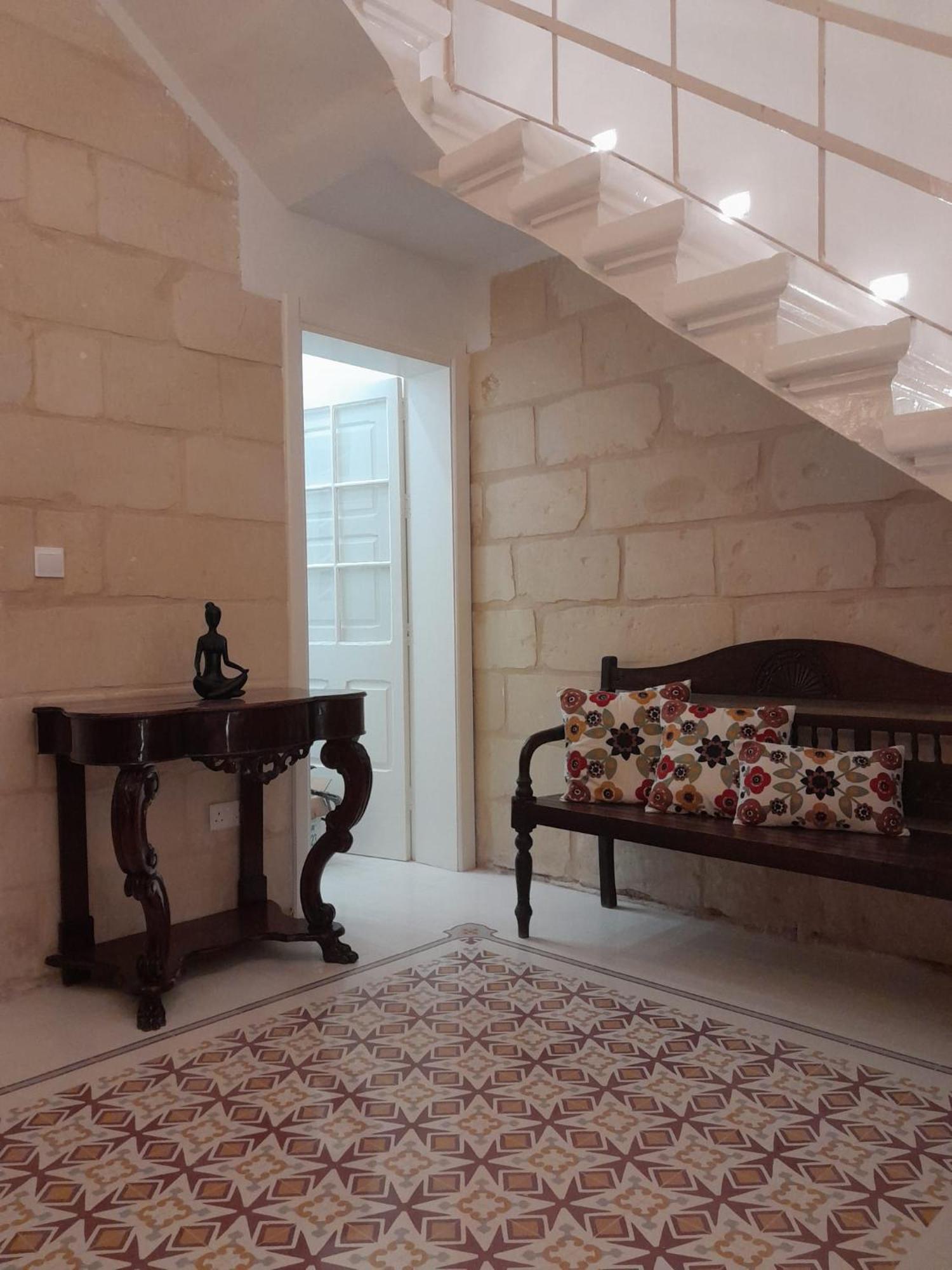 Charming Town House In Cospicua, Valperga Rooms Eksteriør billede